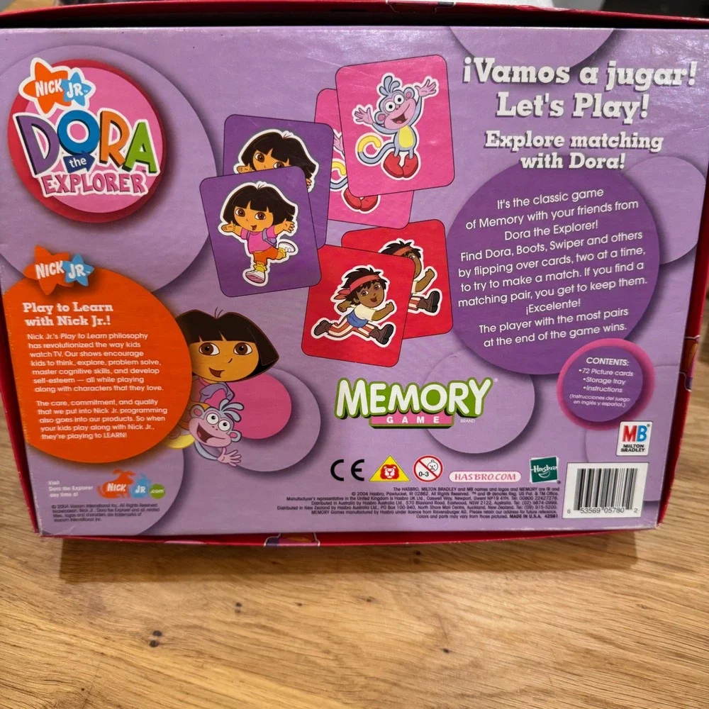 Milton Bradley Dora the Explorer Memory Game 2004 Nick Jr Matching Game 42591